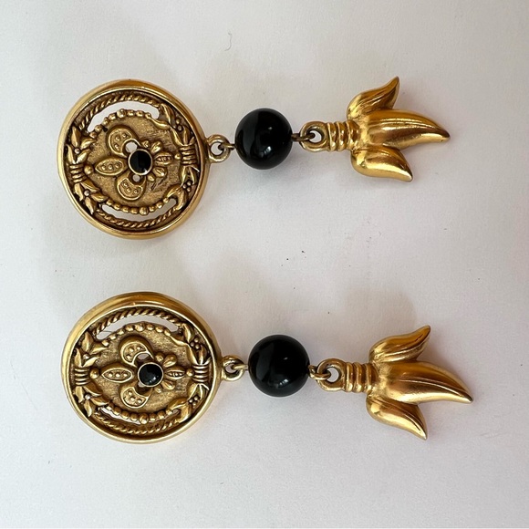 Vintage Fleur de Lis Medallion Drop Earrings - Picture 4 of 6